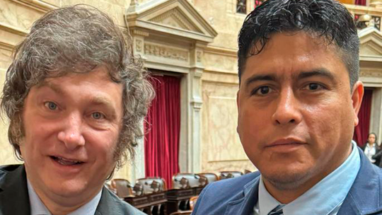 Javier Milei y Claudio Vidal.