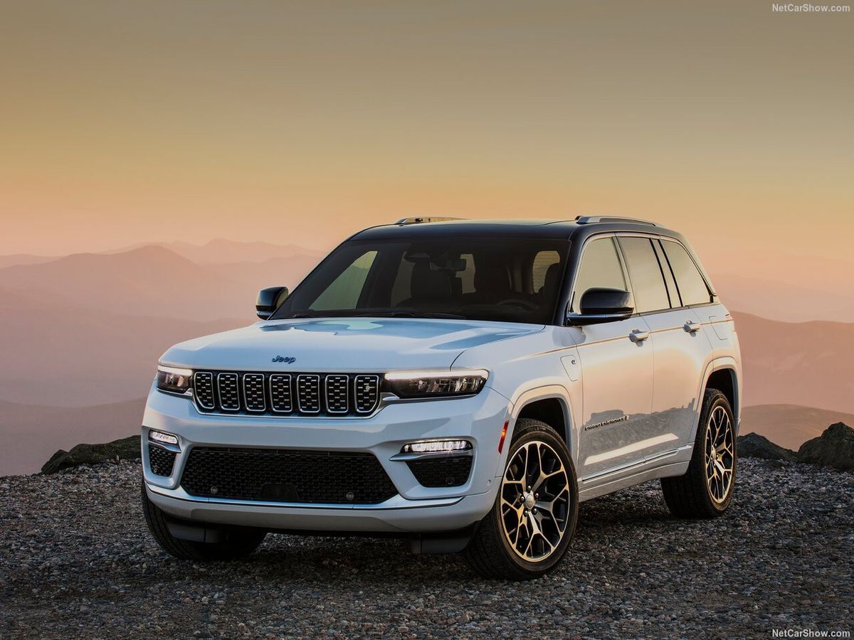 Jeep Grand Cherokee. Jeep Grand Cherokee.