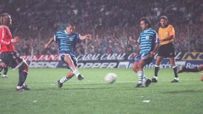 El clásico de Avellaneda donde Independiente “cortó” la luz