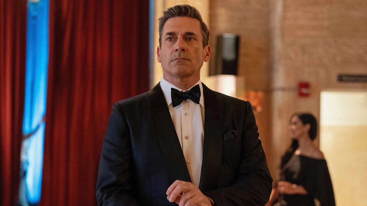 Entrá al mundo de los secretos oscuros y las vueltas inesperadas con esta miniserie de Apple TV+. Crimen, drama y mucho humor negro que no te podés perder.