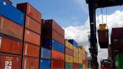 Pesce soltó dólares a Pymes para algunos bienes de capital
