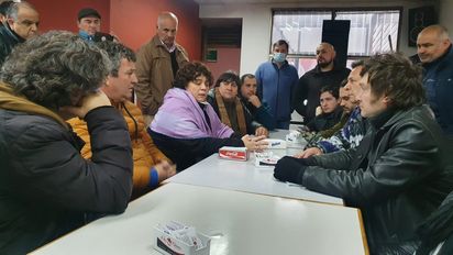 Argentina delirante del 75% de inflación y morfina futbolera