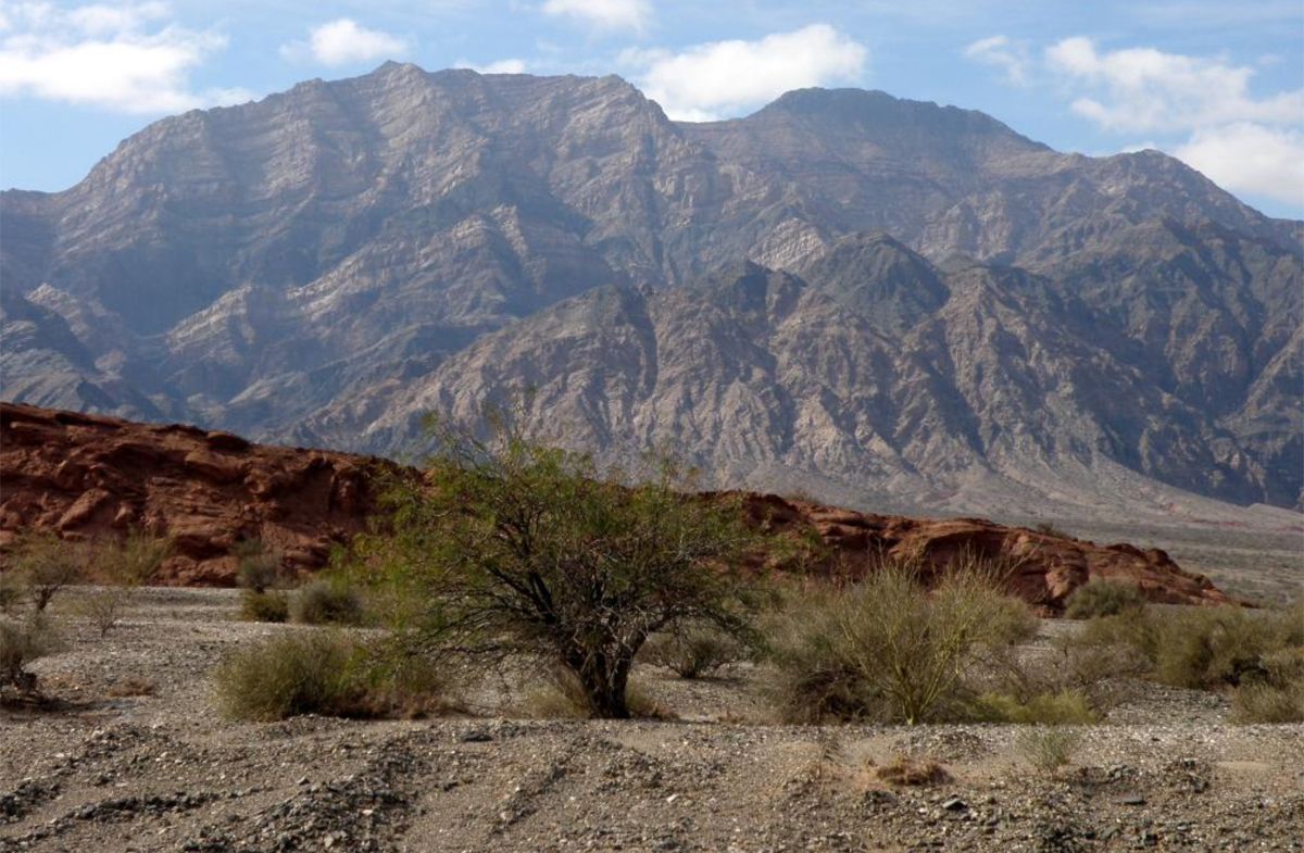 Guandacol: “Bienvenidos, los estábamos esperando”. El padre Ramos era el anfitrión.