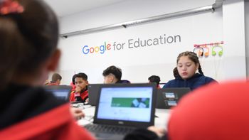 Vicente López con escuela Google. Vicente López con escuela Google.