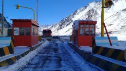 Finde largo complicado: Cierran la frontera con Chile
