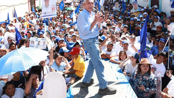 Honduras es una verguenza: 1 semana de escrutinio y la insistencia de Donald Trump