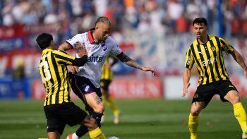 Peñarol vs Nacional y el fútbol uruguayo Peñarol vs Nacional y el fútbol uruguayo