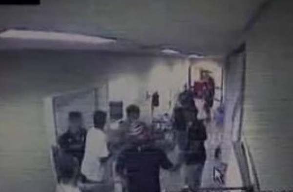 El video del Hospital que refleja la irrupción de los hinchas para realizar su ataque