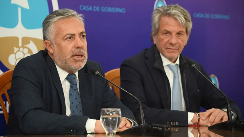 Salida de emergencia: Dos gobiernos buscan 