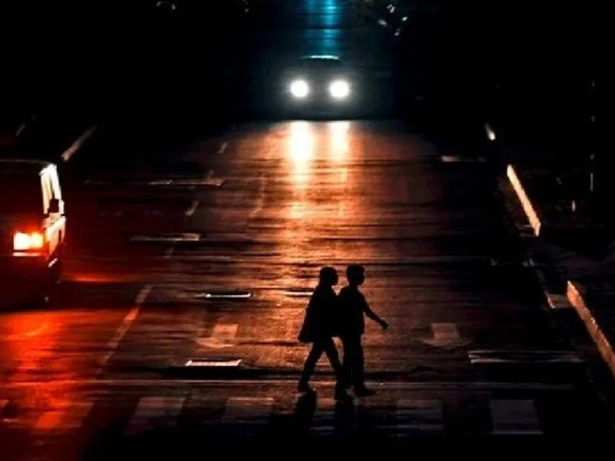 Ecuador sufre prolongados cortes de luz en medio de una crisis energética sin precedentes. Ecuador sufre prolongados cortes de luz en medio de una crisis energética sin precedentes.