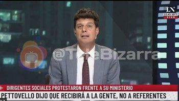 El periodista Francisco Olivera cayó en una fake news en la pantalla de LN+. El periodista Francisco Olivera cayó en una fake news en la pantalla de LN+.