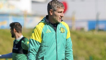 A Martín Palermo no le dieron los refuerzos y dejó Aldosivi