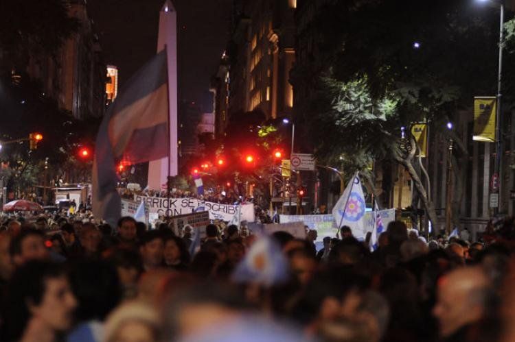 Una de las imágenes de la protesta 8A. (Foto NA)