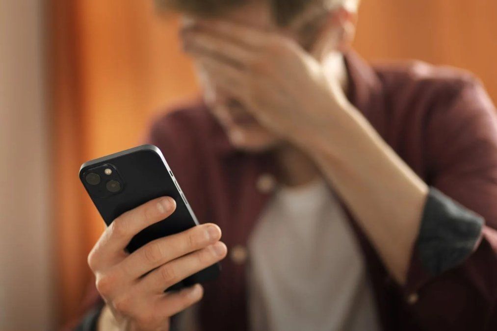 Cómo protegerse de los ciberataques desactivando una función clave del celular