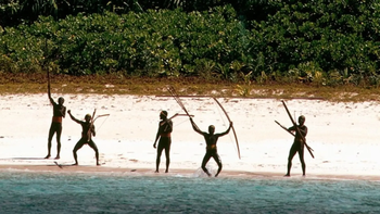 Un turista norteamericano sobreviivó para acabar detenido. Un turista norteamericano sobreviivó para acabar detenido.