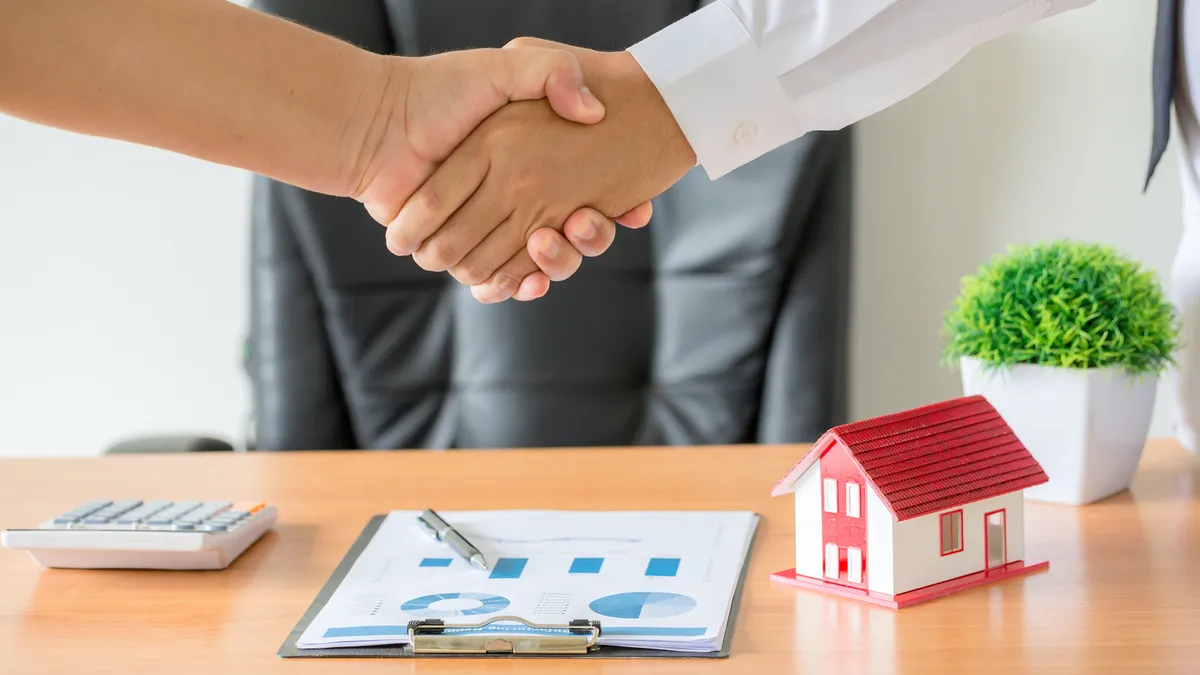 Cómo afecta en los contratos el DNU. Cómo afecta en los contratos el DNU. 