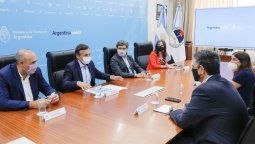 Funcionarios de Nación y Ciudad se reunieron para discutir el eventual traspaso del control de las líneas de colectivos que funcionan en el ámbito porteño. Foto:&nbsp; @MindeTransporte