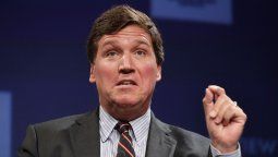 El histórico presentador de Fox News, Tucker Carlson, se convierte en tendencia de Twitter tras ser despedido del conglomerado de Rupert Murdock