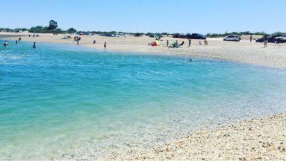 La playa de agua turquesa en Buenos Aires que enamora a todos