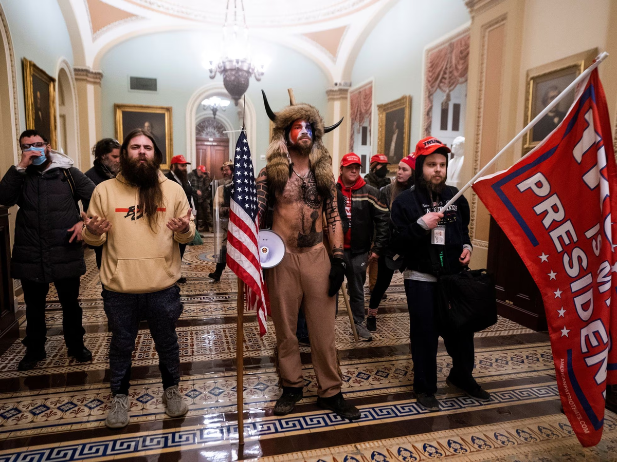 Asalto al Capitolio (6/01/22), hito en la historia de Estados Unidos. Asalto al Capitolio (6/01/22), hito en la historia de Estados Unidos.