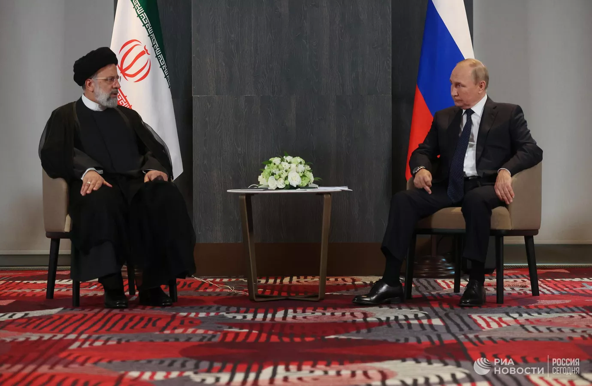 Vladimir Putin y Ebrahim Raisi en Samarcanda.