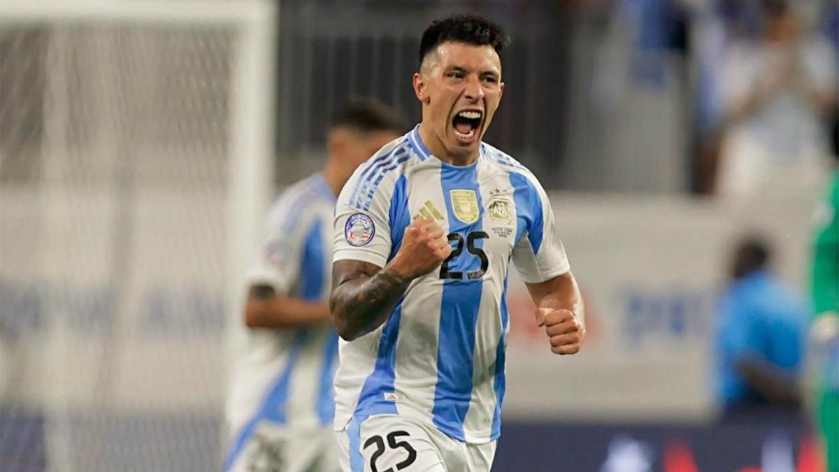 LisandroMartínez sufrió en la mañana de este miércoles (31/07) el hackeo de su cuentade la red social Instagram con burla a Lionel Messi: “Algún bobo”.