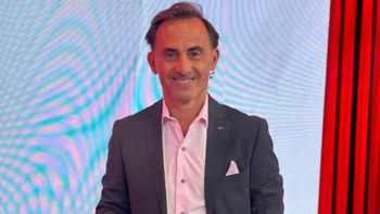 Fernanda Iglesias destrozó a Yanina Latorre por bancarse las infidelidades de su marido. Mientras, Diego Latorre soltó una frase que para muchos confirma todo. Fernanda Iglesias destrozó a Yanina Latorre por bancarse las infidelidades de su marido. Mientras, Diego Latorre soltó una frase que para muchos confirma todo.