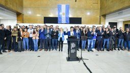 Axel Kicillof junto a funcionarios e intendentes bonaerenses reclamaron fondos adeudados a Nación.