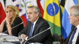 altText(Impacto para Alberto Fernández: Inflación hunde a Bolsonaro)}