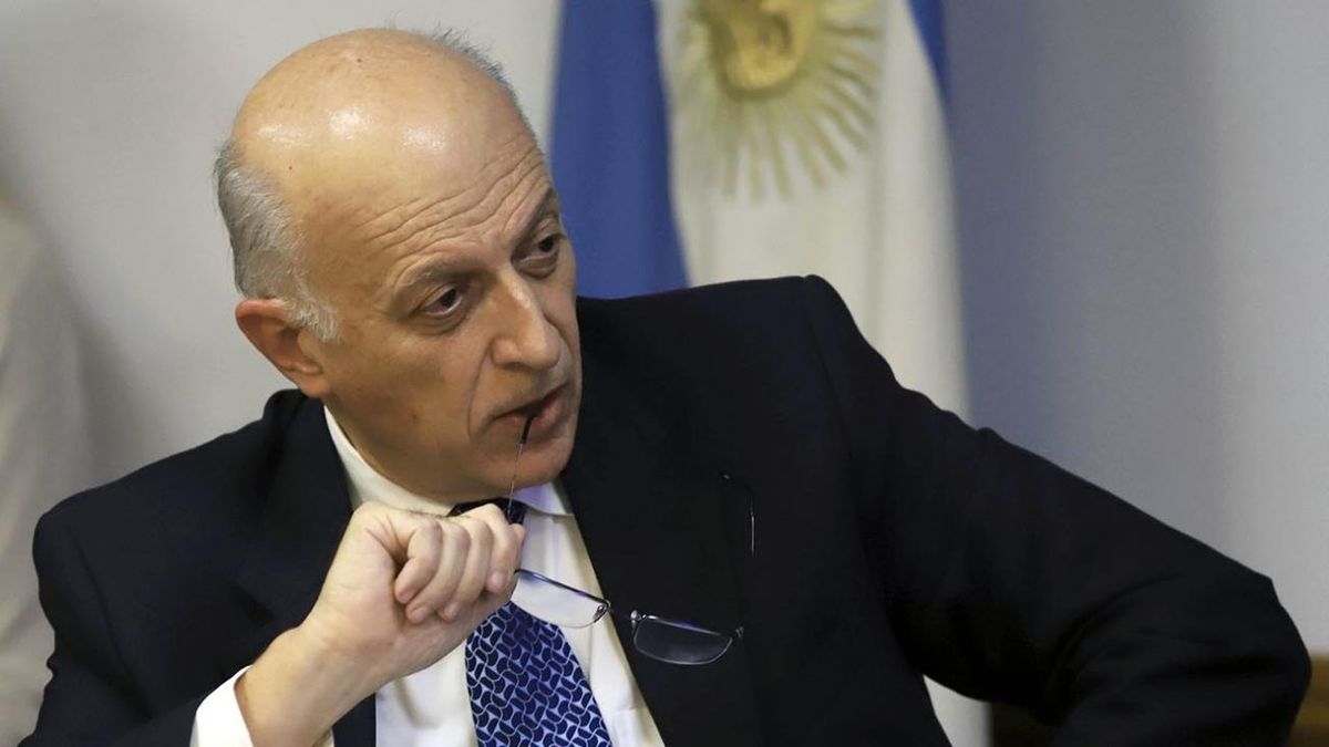 Eduardo Casal, Procurador Interino