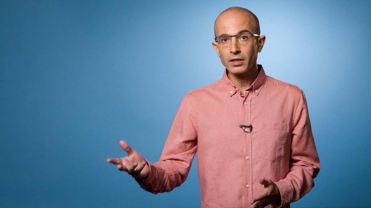 Una de las voces más alarmistas respecto a los peligros de la inteligencia artificial es el historiador israelí mundialmente conocido Yuval Noah Harari. Una de las voces más alarmistas respecto a los peligros de la inteligencia artificial es el historiador israelí mundialmente conocido Yuval Noah Harari.