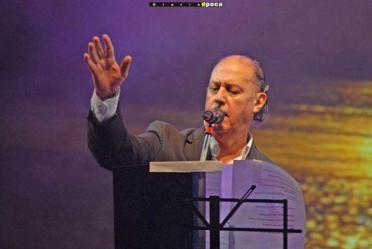 Sheridan: Cosquín se ha degenerado, Cosquín ya pasó. Desde la desaparición de Julio Mahárbiz a la fecha no se ha respetado a los músicos. Cuando el estaba peleaba para que no se programen números que no tengan nada que ver con el Folklore. ¿Que tiene que