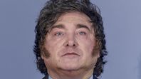 Javier Milei afirma que convertirá a la Argentina en un paraíso, pero la Argentina parece ir por el camino opuesto... Javier Milei afirma que convertirá a la Argentina en un paraíso, pero la Argentina parece ir por el camino opuesto...