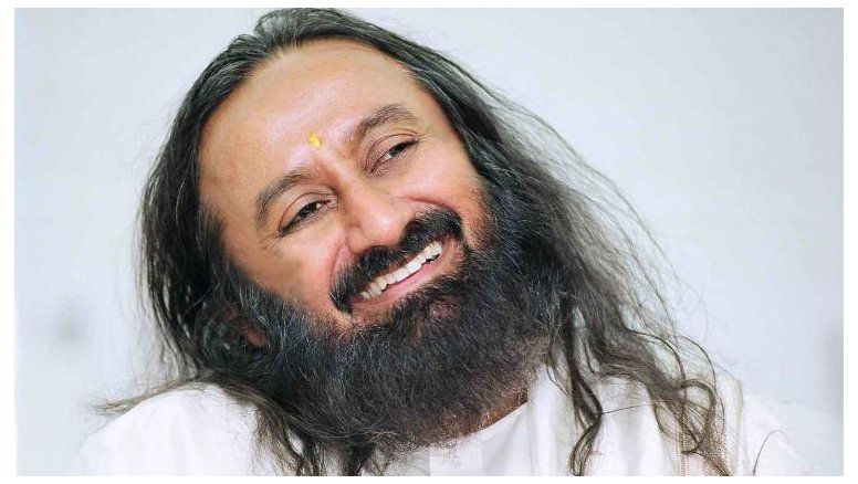 Dicen que Ravi Shankar conoce la política argentina (?)