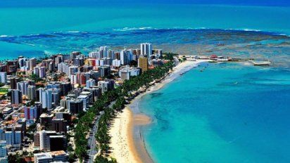 Tras cancelar vuelos a Gran Bretaña, el Gobierno evalúa cerrar las fronteras con Brasil