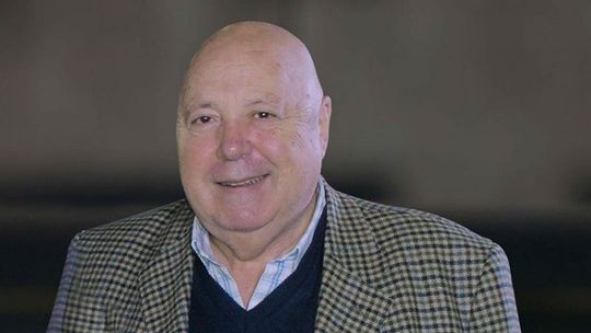 Roberto Urquía criticó las tasas 'hiperusurarias' y los salarios, que alcanzan 