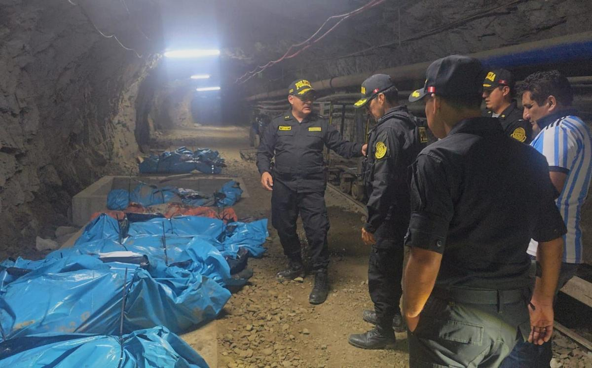El crimen organizado usurpa las minas en Perú y priva de la libertad a mineros: la ola de la minera ilegal | GENTILEZA EL PAÍS El crimen organizado usurpa las minas en Perú y priva de la libertad a mineros: la ola de la minera ilegal | GENTILEZA EL PAÍS
