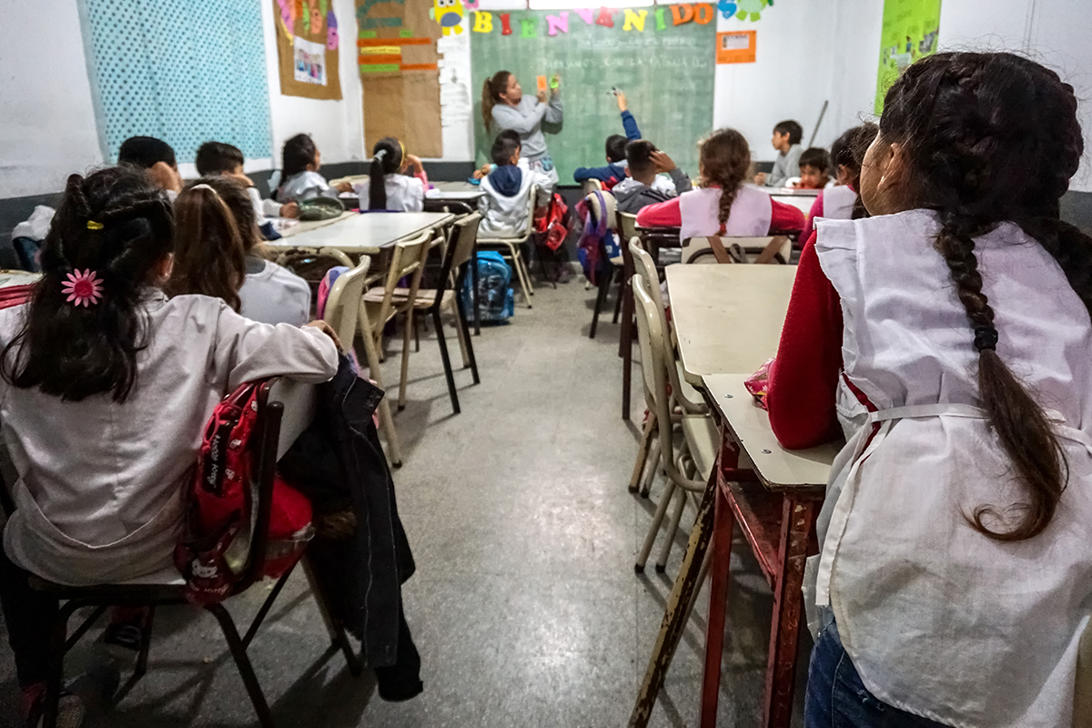 Escuelas de Buenos Aires con una nueva prohibición. Escuelas de Buenos Aires con una nueva prohibición.