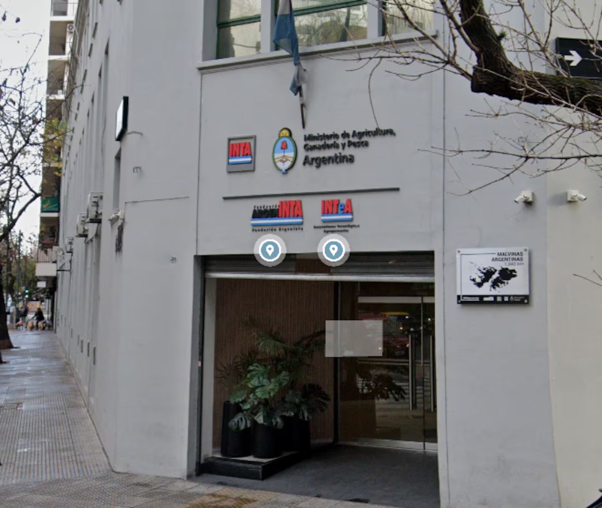 El inmueble de la calle Cerviño es un edificio del INTA. El inmueble de la calle Cerviño es un edificio del INTA.