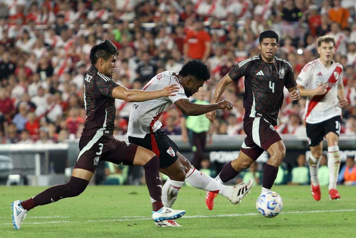 Miguel Borja marcó para River