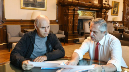 altText(Alberto F. se reunió con R. Larreta para analizar cómo sigue la cuarentena)}