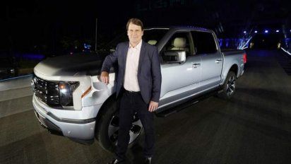 Farley y la F-150 eléctrica para que Ford compita con Tesla