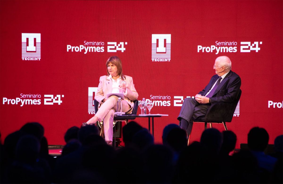 Patricia Bullrich y Paolo Rocca en el evento ProPymes, de Techint. Patricia Bullrich y Paolo Rocca en el evento ProPymes, de Techint. 