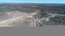 altText(Macri en Fortín de Piedra, tierra de Paolo Rocca: ¿Foto o no foto?)}