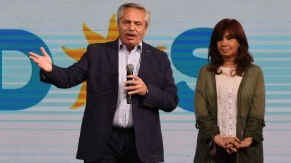 Alberto Fernández y CFK, unidos contra un 'enemigo'