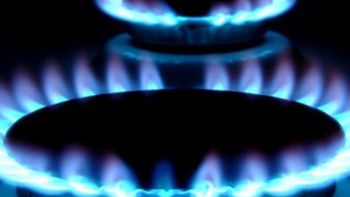 Tarifazo en febrero: El gas sube casi 17% en todo el país, la electricidad 3,59% en AMBA