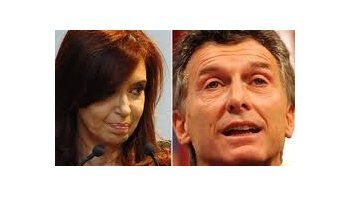 macri y cristina de nuevo juntos en un acto homenaje al padre mugica