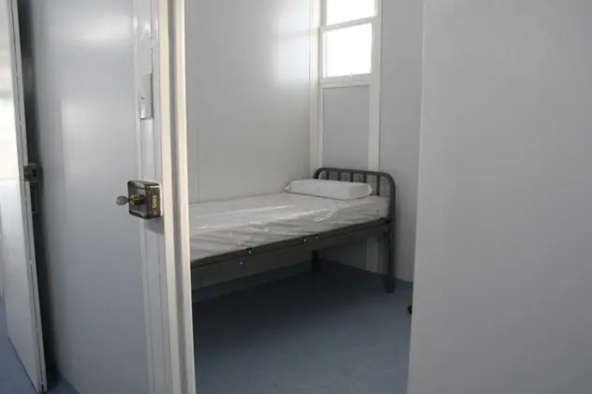Hospital modular en cárcel de Bouwer. Hospital modular en cárcel de Bouwer.