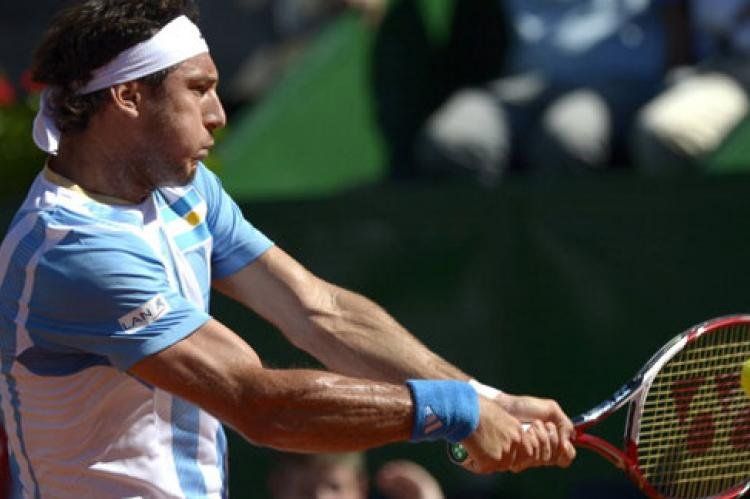 Mónaco no comenzó bien, luego remontó pero no se aguantó la embestida final de Berdych.