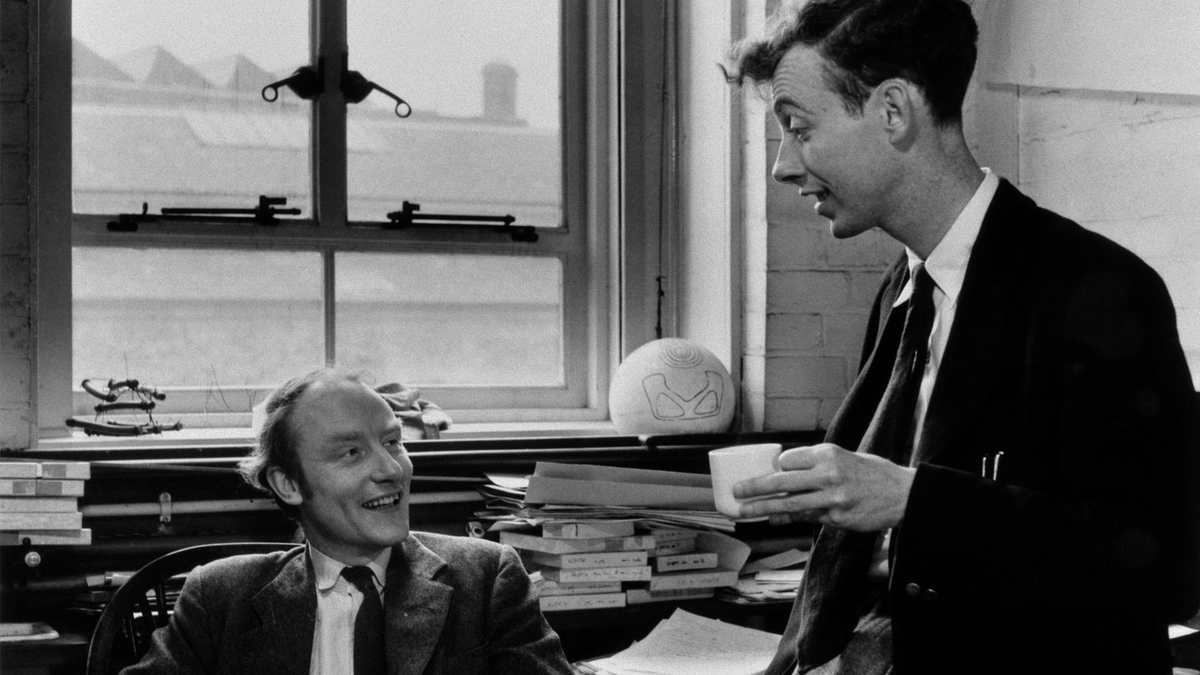 Gracias a los aportes de sus colegas anteriores, James Watson y Francis Crick lograron describir (no descubrir) la estructura del ADN en forma de doble hélice. Por su trabajo obtuvieron el Premio Nobel de Química. Gracias a los aportes de sus colegas anteriores, James Watson y Francis Crick lograron describir (no descubrir) la estructura del ADN en forma de doble hélice. Por su trabajo obtuvieron el Premio Nobel de Química.